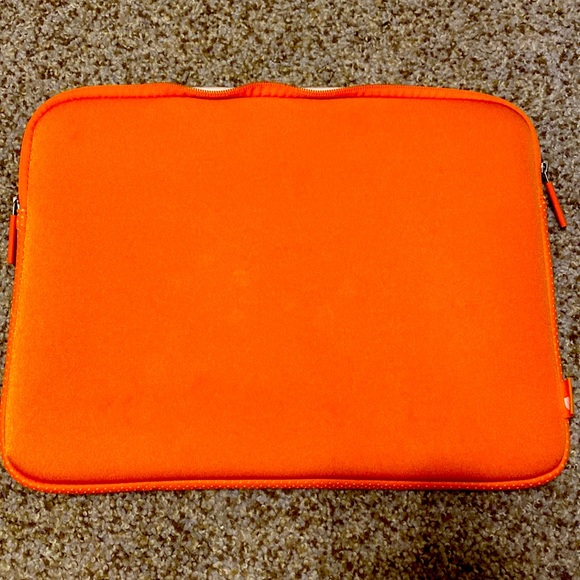 In case Neoprene Orange Laptop Sleeve - Picture 2 of 3